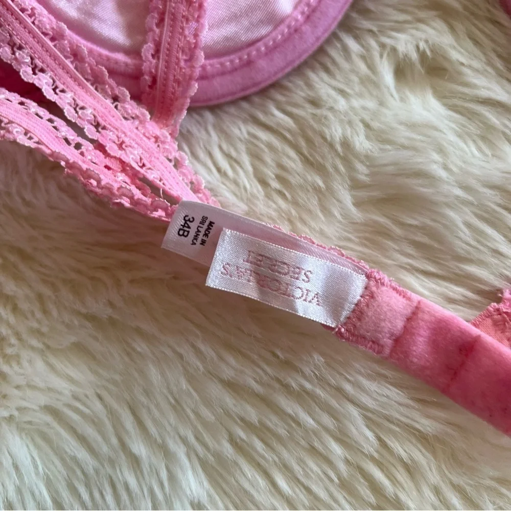 Vintage Victoria’s Secret Bra